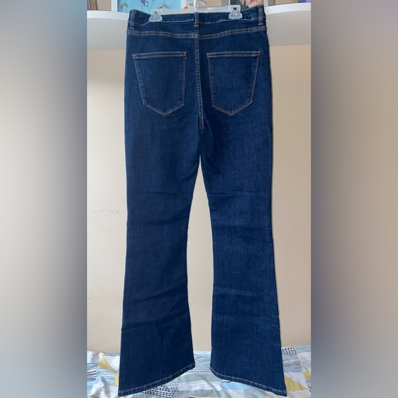 ZARA JEANS  |  Bootcut  |  Size 6 - Picture 2 of 4